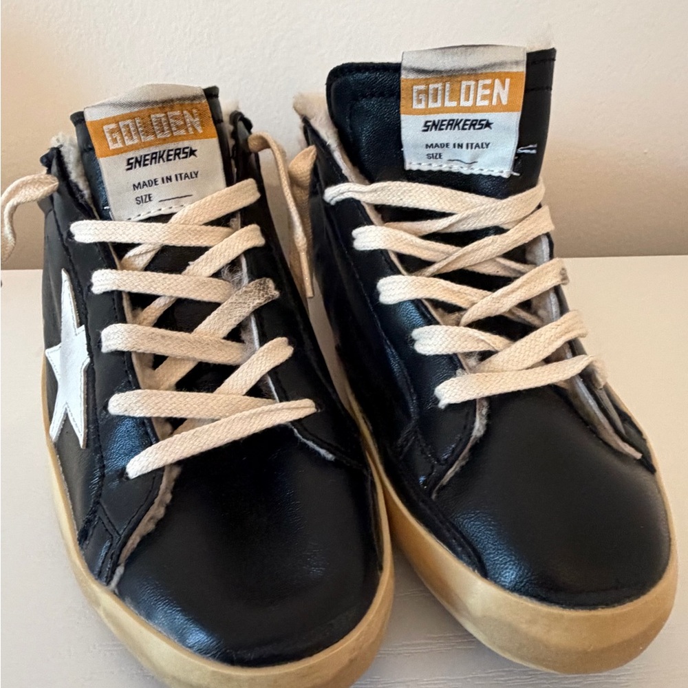 Golden Goose Black and White Shearling Superstar Sabot Sneakers - Picture 3 of 7